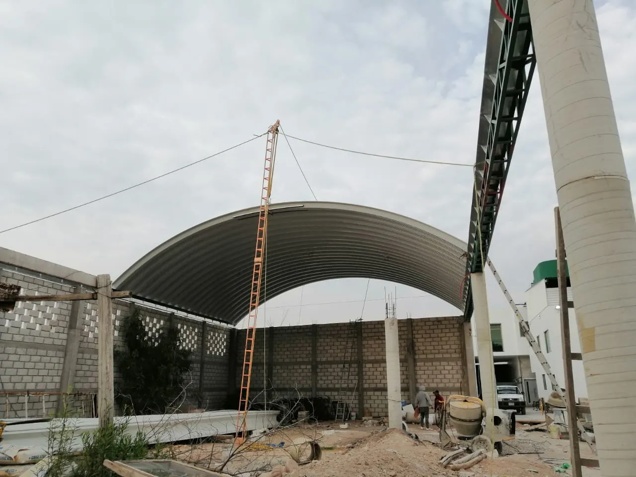 Proyecto ARCCOT: estructura y techumbre metálica